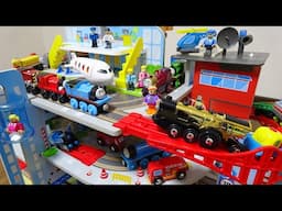 Thomas & Brio Train☆Hape City Wooden Railway Course