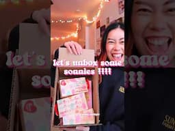 my first short! its an unboxing hehe, i hope y’all like it (dreams pls sponsor me lol)