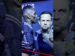 Israel Adesanya is very afraid of Alex Pereira!! His body language says it all!!! #ufc281