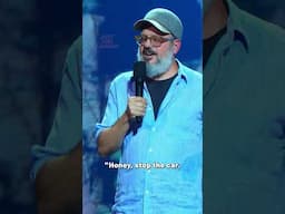 🥛🕵️#DavidCross performing live at the #JustForLaughs Montreal Festival in 2016. #Throwback