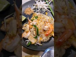 Best Pad Thai 🇹🇭 #bangkokthailand #blackwomenabroad #cookingclass #solotravel #travelvlog #padthai