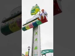 Blippi rides a hopping frog ride! #Blippi