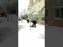 Canada Post asking people to clear driveways, stairs