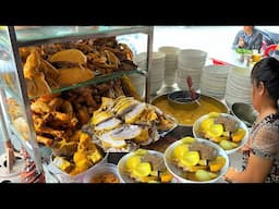 Flavors of Tradition! Chicken Curry & Duck Curry, Delightful Vibes, Street Food in Saigon Vietnam: