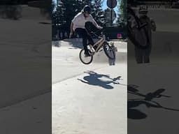 Nollie Double Barspin from about a year ago #bmx #shorts #barspin #bikelife #skatepark