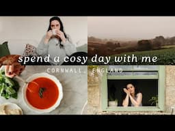 Cosy cottage vlog 🌧️ soup season, homemade cashew cheese, gardening & reencle home composting