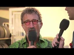 Eddie Jordan and Jake Humphreys before the 2011 Abu Dhabi GP