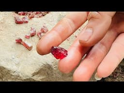 Mang Lô Đá Đỏ Chặt Gỡ Nẹp Tại Chợ Đá Quý Lục Yên Carrying Lots of Red Stones to Remove Braces at gem