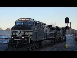 Norfolk Southern 289 hauling Christmas and consumer goods.