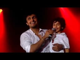 Nevaan Nigam Blessed by Sonu Nigam On-Stage, Klose to my Heart - Live in MUMBAI !