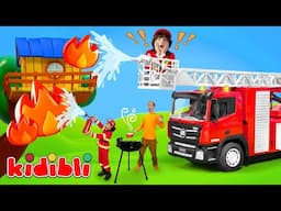 Domek na drzewie w ogniu! 🔥 Zabawa z wozami strażackimi dla dzieci 🚒 | Kidibli