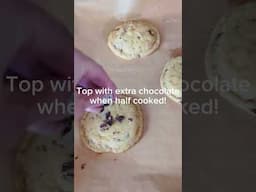 Chocolate chip cookie hack! #glutenfree #baking #christmas