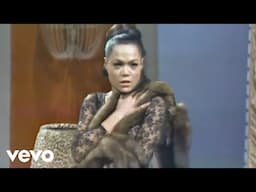 Eartha Kitt - My Heart Belongs to Daddy (Live)