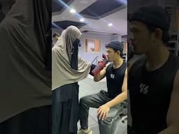 Gym bareng ayang pasangan halal bercadar 🥰