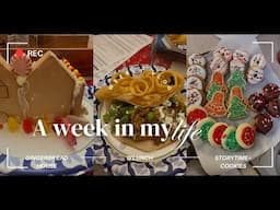 Vlog+ We Buildt Gingerbread Houses+ Let's Grab Christmas Treats from Safeway + I Lost Footage+More