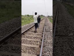 Railway track meeda shooting #viral #gt #shortsviral #trending #trending #trendingshorts