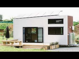 Amazing Gorgeous Boomer Tiny House Is This Small House the MOST LUXURIOUS on the Market?