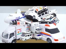 A collection of refreshing white ♪ working cars ``mini cars''! Run smoothly on the slopes!