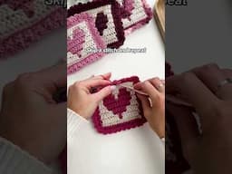 Picot Stitch Crochet Border - Mosaic Crochet Heart Coaster #crochetborder #crochetstitches #crochet