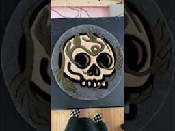 Satisfying Rug Carving for my Vine Covered Skull #rugtufting #fiberart #tufting #rugs #grunge #goth