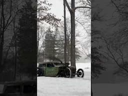 Mouse trap playing in the snow #corywheatcustoms #ratrod #crosley #mercedes #motometal #snow #drift