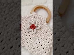 Macrame Hand Bag with Flower TUTORIAL on my page. 🌸🌻🌼