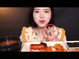 How Mukbang Videos Are Staged