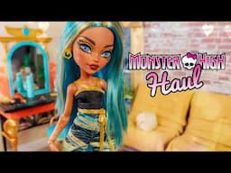 Monster High Haul : Cleo’s Vanity, Buried Secrets, Skullitimate Secrets Monster Mysteries