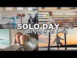 SOLO DAY IN MY LIFE: workout routine, romanticizing my alone time, sunset night