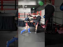 Muay Thai Training - Countering Aggressive Fighters with Greg Wootton