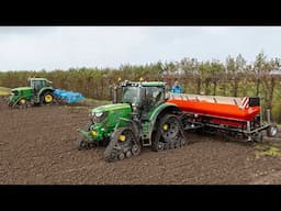 Start of season 2025 | 2x John Deere on tracks | Planting onion sets