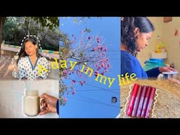 A productive day in my life ✨🐻 aesthetic vibes 🌸 GRWM for college 🌱 making banana smoothie 🥛