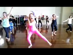 Dance fitness, dance class experience to FEEL THE ENERGY by Katnip featuring Emmi!