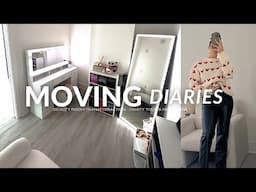 MOVING VLOG: beauty room transformation, vanity tour & new accent chair