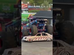 Monster Truck runs over Mercedes