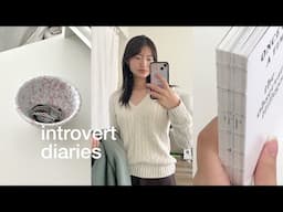 introvert + design student vlog 📄 critique, work photoshoot, bookmaking, studying with friend