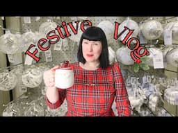 Festive Vlog ~ Christmas in London & My Seasonal Decorations