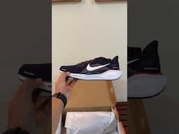 Unboxing Nike Pegasus 41: Chicago Bears Edition