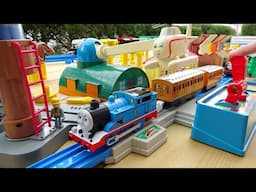 Plarail Thomas Sodor Island Town ☆ Play on the steam locomotive and Harold Heliport course