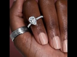 Pear-Shaped Diamond Engagement Rings