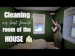 Cleaning those NOT so pretty corners | Cleaning My Least Favorite Room In The House