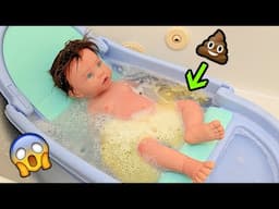 Reborn Silicone Baby Girl Pees In The Bathtub