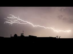 Amazing Crawler Lightning In Slow Motion 4k