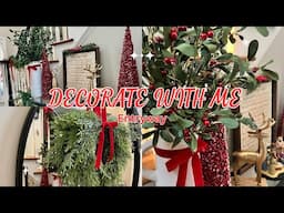 CHRISTMAS 2024 ENTRYWAY | DECORATE WITH ME | TRADITIONAL CHRISTMAS DECOR