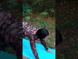 EVELINA’S GRACEFUL YOGA STRETCH | NATURE FLOW IN THE FOREST!