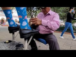 STREET SHOE SHINE in THE SQUARE on Men's Black Loafers by Domingo in San Cristobal, Mexico 🇲🇽 (ASMR)