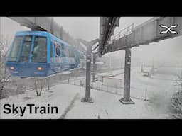 SkyTrain Düsseldorf Airport in snow | H-Bahn in schnee | Suspension Railway | VRR | Germany | 2025