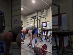 435kg deadlift. My last warm up.