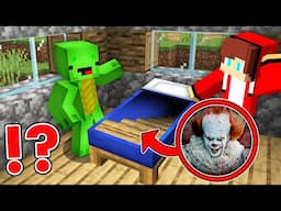 JJ and Mikey Found Scary Pennywise Inside Secret Bed Stairs in Minecraft