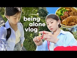 being alone VLOG in uni 📚🌞🍓 | studying at library, crochet, cafe at night